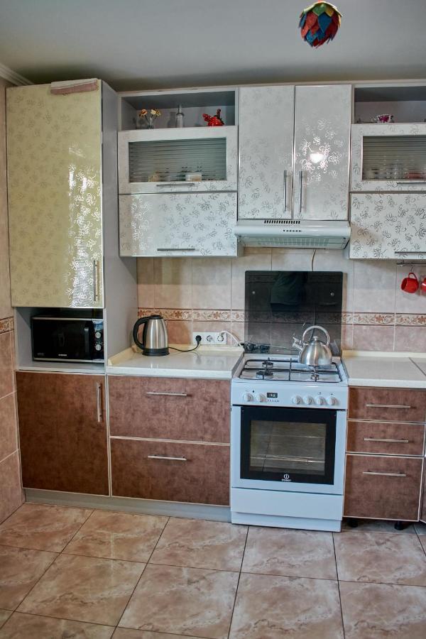 Vacation Home Lubov Kamjanez-Podilskyj Exterior foto